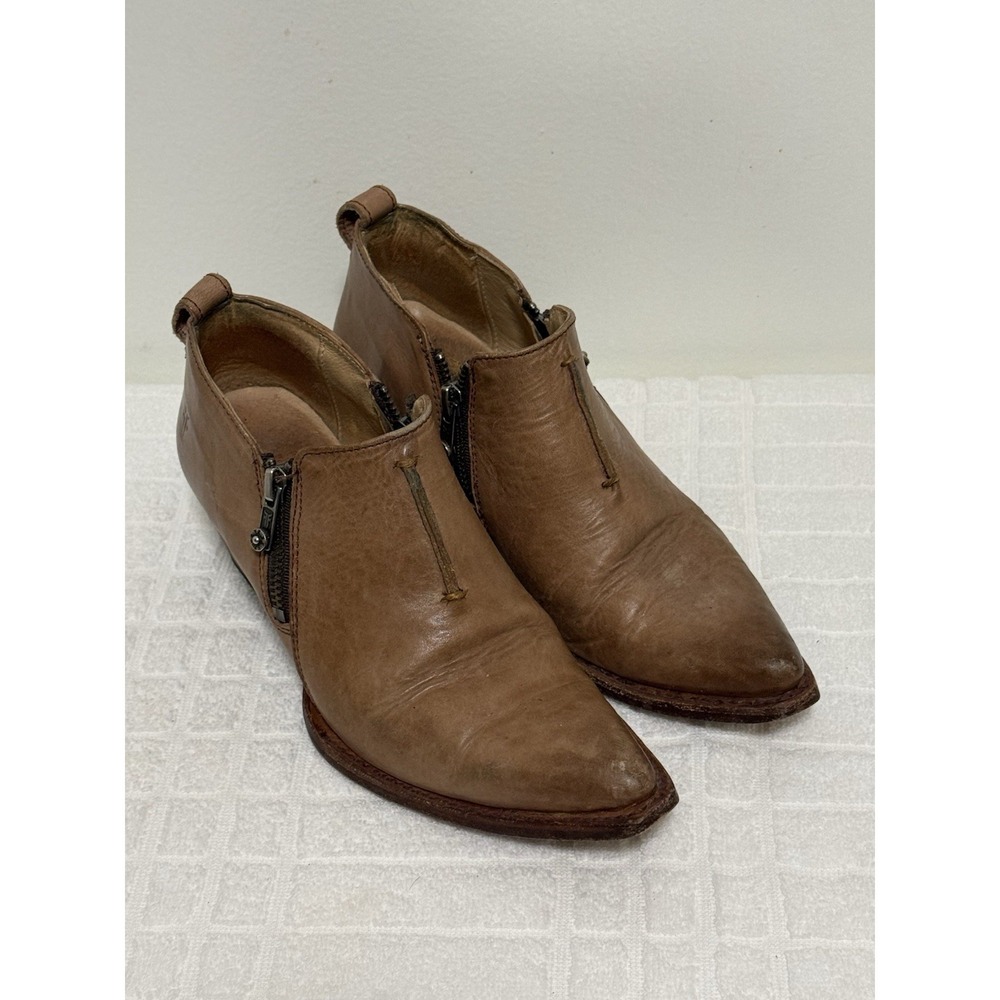 Frye Brown Sacha Moto Shooties women's Size 7
